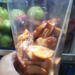 กระท้อนห่อยำร้านผลไม้โตโต อร่อยสุดๆเลยค่ะ