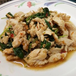 กระเพราไก่