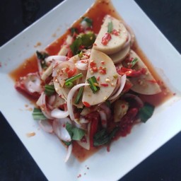 ยำหมูยอ 100 บาท