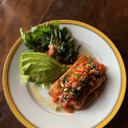 Grill Salmon with Avocado Tomato Salsa