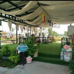 บ้านไร่นายพล รีสอร์ท&เต็นท์ at เชียงราย