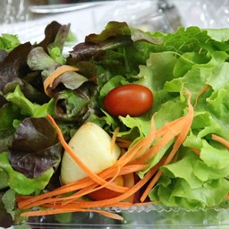 สลัดโรลสลัดผักตี๋โย