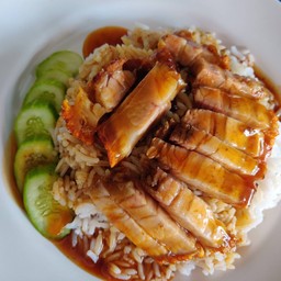 ข้าวหมูกรอบ