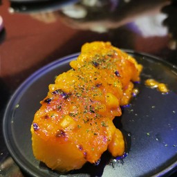 สัปปะ​รด​ ไว้ตัดเลี่ยน​เผ็ด​หวานกำลังดี​ แปลกใหม่มาก