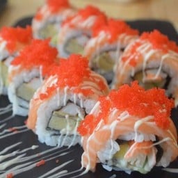 แซลมอนโรล (8คำ)