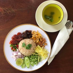 ครัวน้ำใส