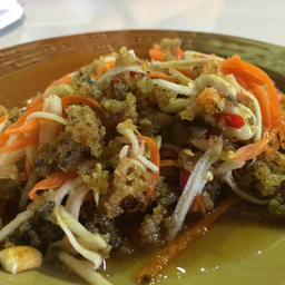 ยำปลาดุกฟู