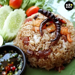 ข้าวผัดสามสหาย