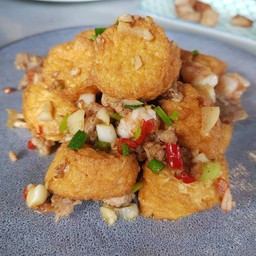 เต้าหู้ไข่คั่วพริกกระเทียม