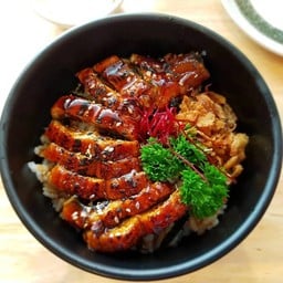 ข้าวหน้าปลาไหลย่าง