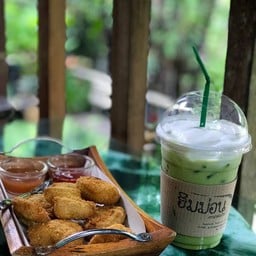 นักเก็ตไก่อร่อยมากค่ะ กรอบนอกนุ่มใน 💚