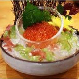 ซาซิมิไข่ปลาแซลมอน