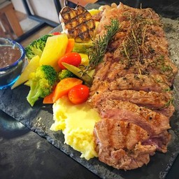 เนื้อสตริปลอยน์(เนื้อสันนอก)ดรายเอจ 55 วัน