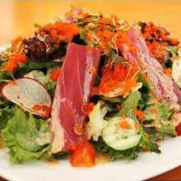 สลัดปลาโอ