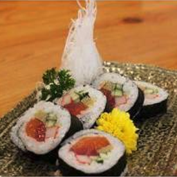 ข้าวห่อสาหร่ายไส้รวม