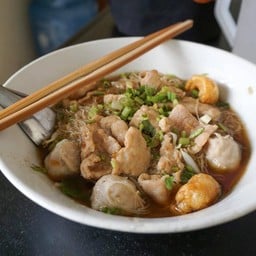 ก๋วยเตี๋ยวหมูน้ำตกสะแกกรัง - เพจใหม่