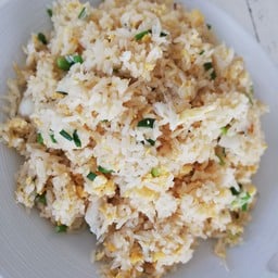 ข้าวผัดปู กลาง