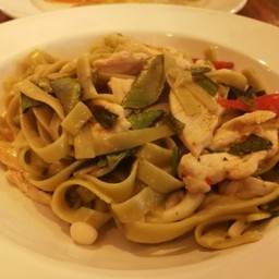 Pattaya Clean Food Bar & Restaurant
