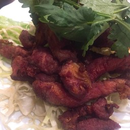 หมูแดดเดียวทอด (กับข้าว)