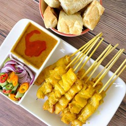 หมูสะเต๊ะไม้ใหญ่ 10  ไม้