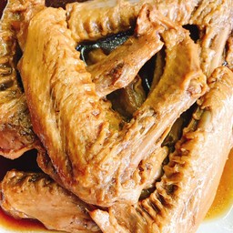 ปีกเป็ดตุ๋น 4 อัน