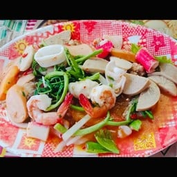 ยำวุ้นเส้นทะเล