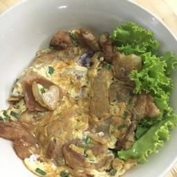 คั่วไก่พิเศษปลาหมึกกรอบ