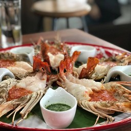 กุ้งแม่น้ำเผา 4 ตัวโล