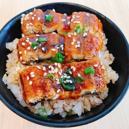 ข้าวหน้าปลาไหล (เล็ก)