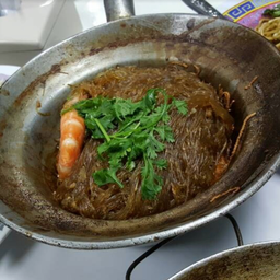 กุ้งอบวุ้นเส้น