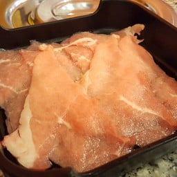 เนื้อหมูจ๊ะ