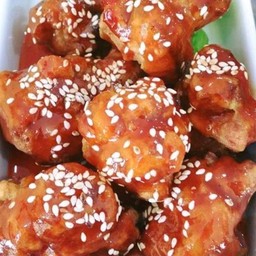 อกไก่เตี๋ยวยันเต็ก