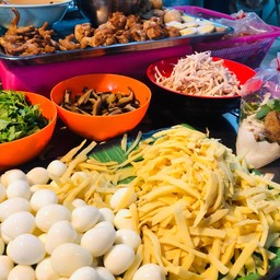 ร้านกระเพาะปลา พ่อ-ลูก