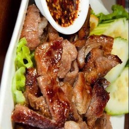 คอหมูย่าง