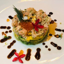 Salmon tartare