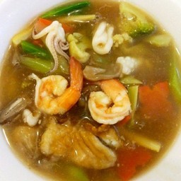 ราดหน้าทะเล