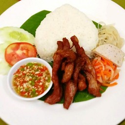 ข้าวหมูทอดโฮจิมินห์