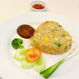 ข้าวผัดธัญพืช