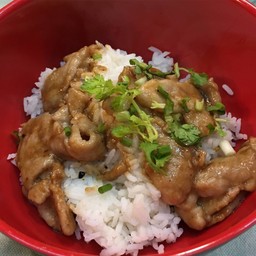 ข้าวไก่ทอดเทอริยากิ