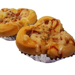 ขนมปังไส้กรอกน้ำสลัด