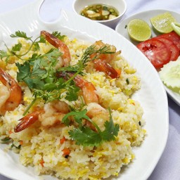 ข้าวผัดกุ้ง(จานใหญ่)
