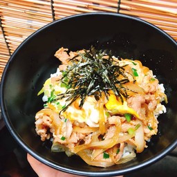 ข้าวหน้าไก่ด้ง