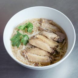 เส้นหมี่ก๋วยเตี๋ยวไก่(ธรรมดา)