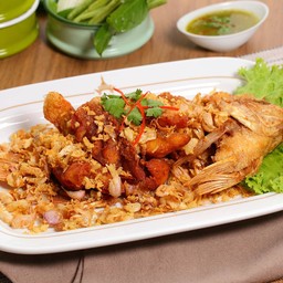 ปลาทับทิมทอดกระเทียม