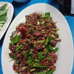 ลาบเนื้อดิบไม่ใส่เลือด