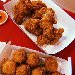 KFC PTT ไทยเสรี
