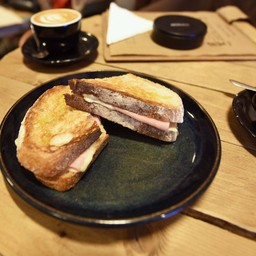 Fábrica Coffee Roasters Rua das Portas de Santo Antão