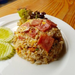 ข้าวนมปัง