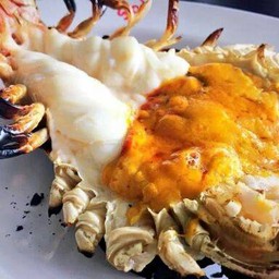 Maymooo.กุ้งเผา สะพานใหม่