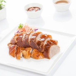 เป็ดย่างสไตล์ฮ่องกงย่างไม้ลำไย